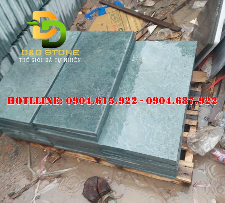 da-xanh-reu-bam-mat-lat-nen