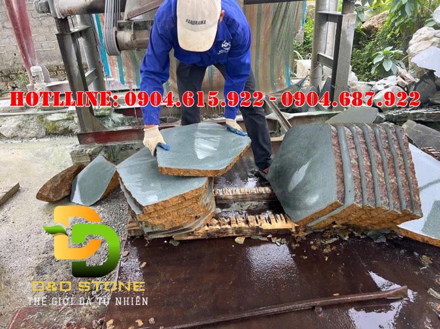 da-buoc-da-loi-di-san-vuon